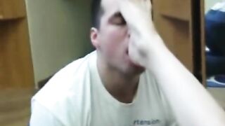 869